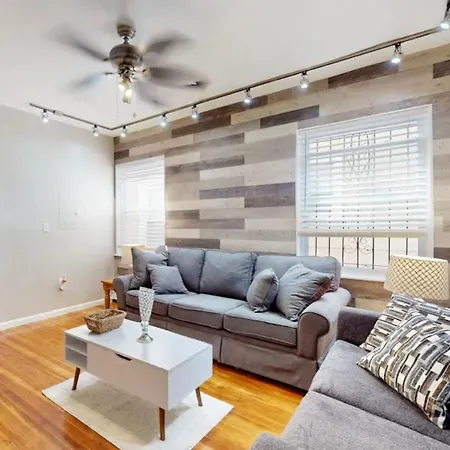 Hidden Gem In Newark Appartement